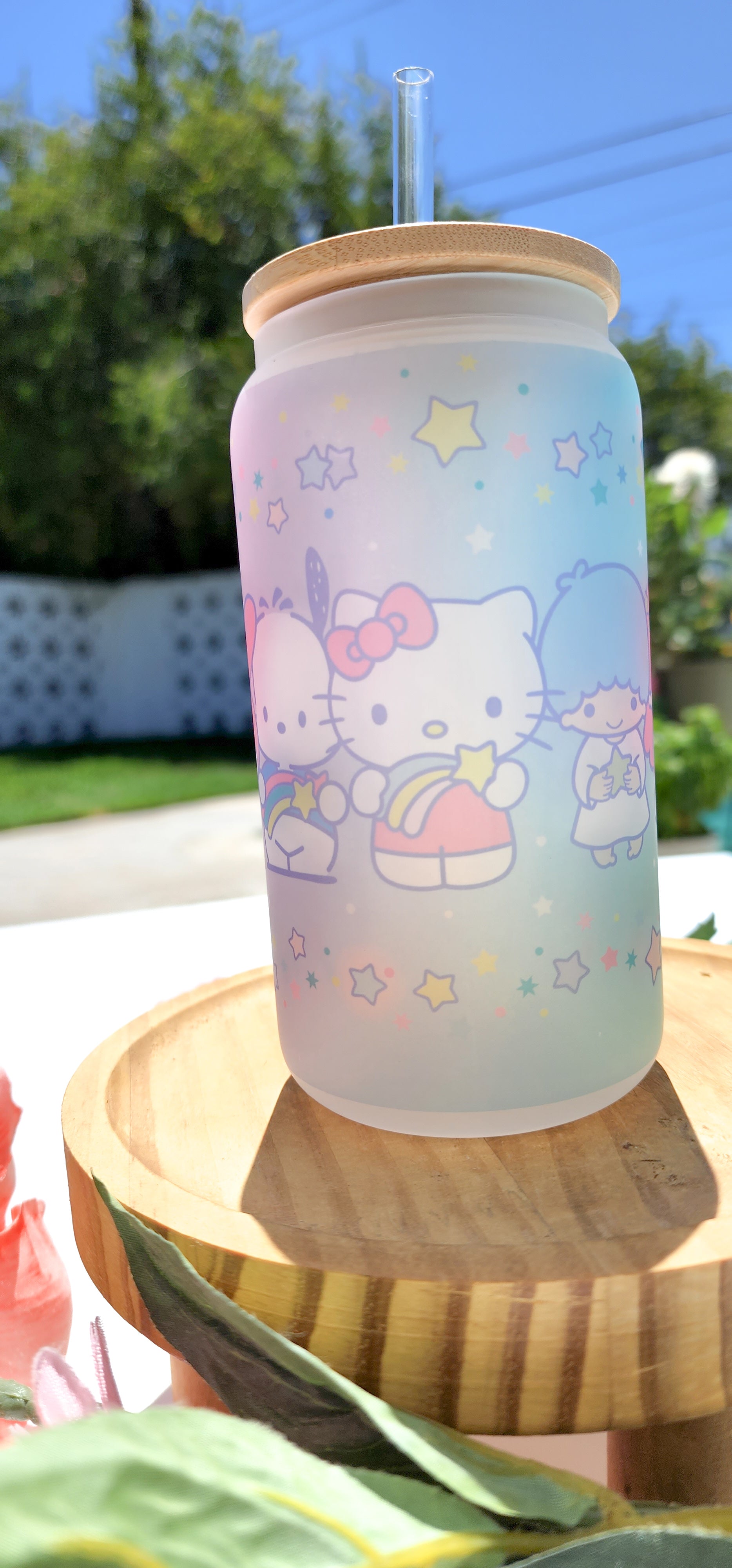 Hello Kitty Heart Frosted 16 Oz Glass Cup Glass Straw And Bamboo Lid NEW